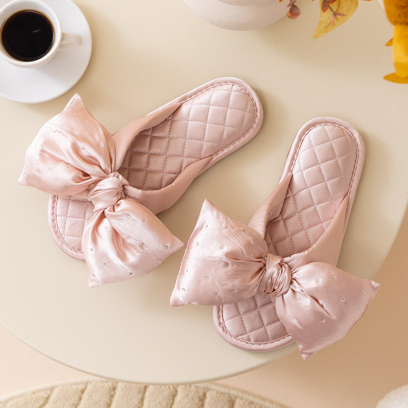 Sweet Style Satin Slippers with Bow, Soft Sole, Non-Slip Indoor Slip-Ons, Girly Style, Versatile and Fashionable Sweet Style Satin Slippers with Bow, Soft Sole, Non-Slip Indoor Slip-Ons, Girly Style, Versatile and Fashionable