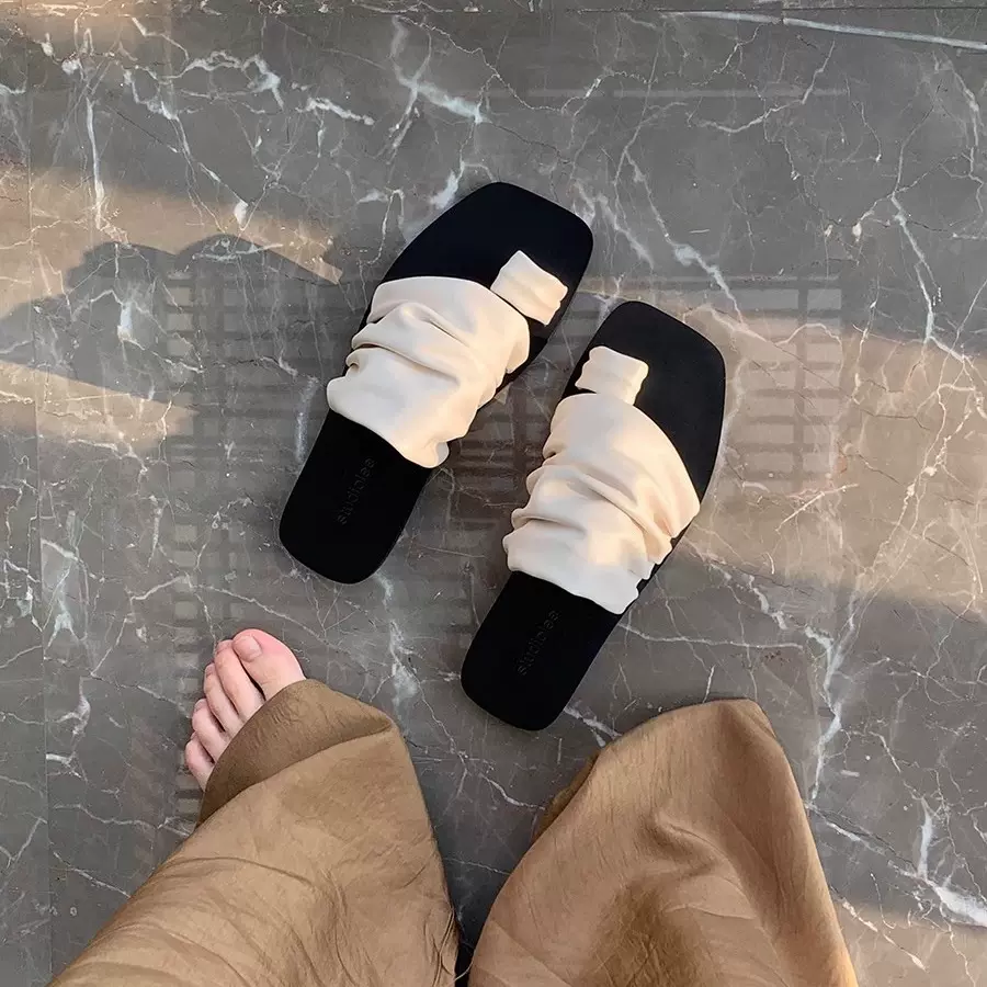 现货秒发！葡萄妈同款鞋真皮方头套趾褶皱堆堆平底夹趾拖鞋女外穿