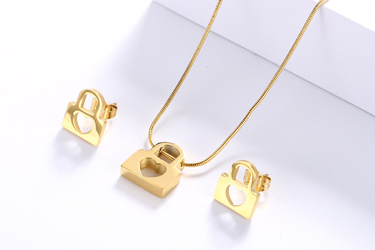 new heart lock-shaped stainless steel clavicle chain earrings net wholesale Nihaojewelry