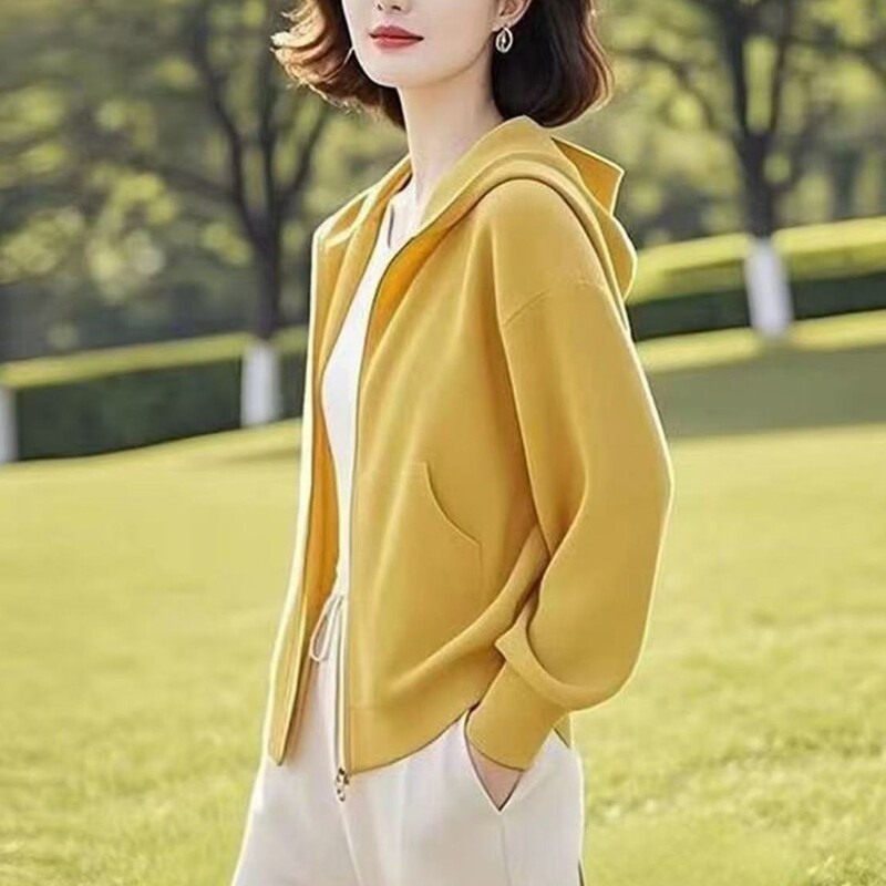 Loose Casual Top, Stylish Long-Sleeved Solid Color Cardigan, Hooded Jacket, Sweatshirt, Age-Reducing 2025 Autumn and Winter Jacket for Women Loose Casual Top, Stylish Long-Sleeved Solid Color Cardigan, Hooded Jacket, Sweatshirt, Age-Reducing 2025 Autumn and Winter Jacket for Women