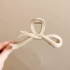 Crab pin with bow