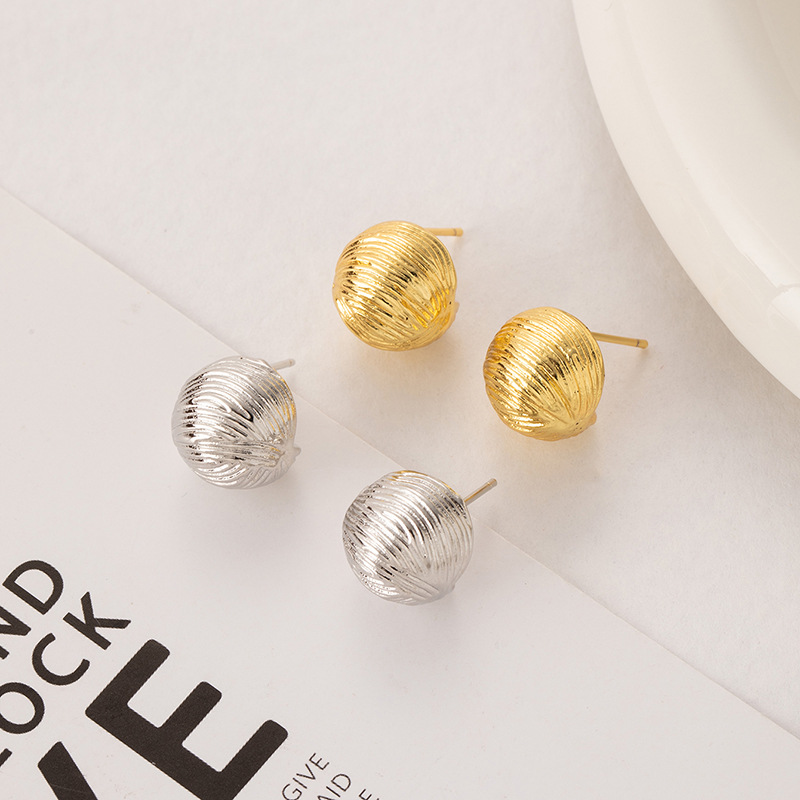 Fashionable matte design brand retro earrings