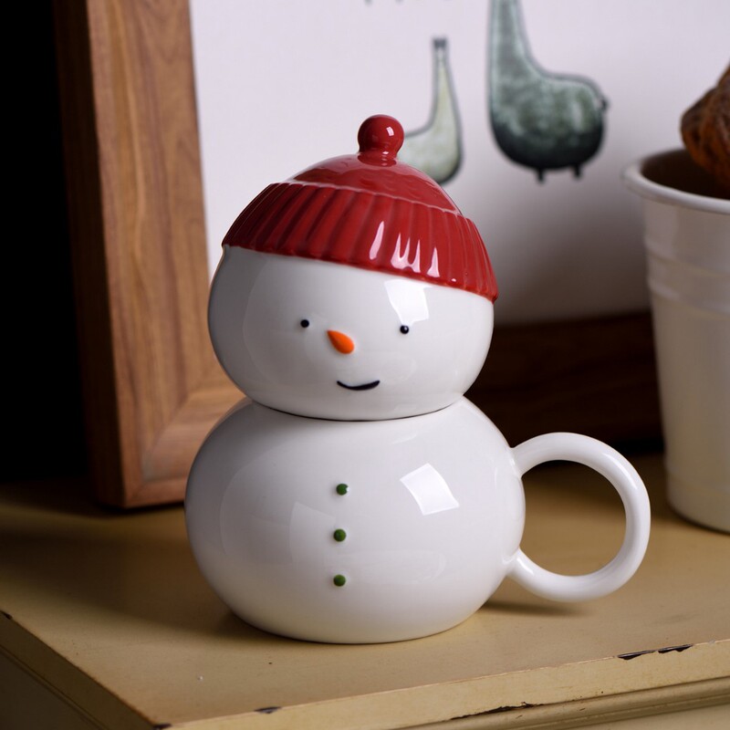 Christmas Gift Creative Cartoon Snowman Ceramic Office Large-Capacity Mug with Lid, Unique and Cute, Suitable for Couples and Best Friends