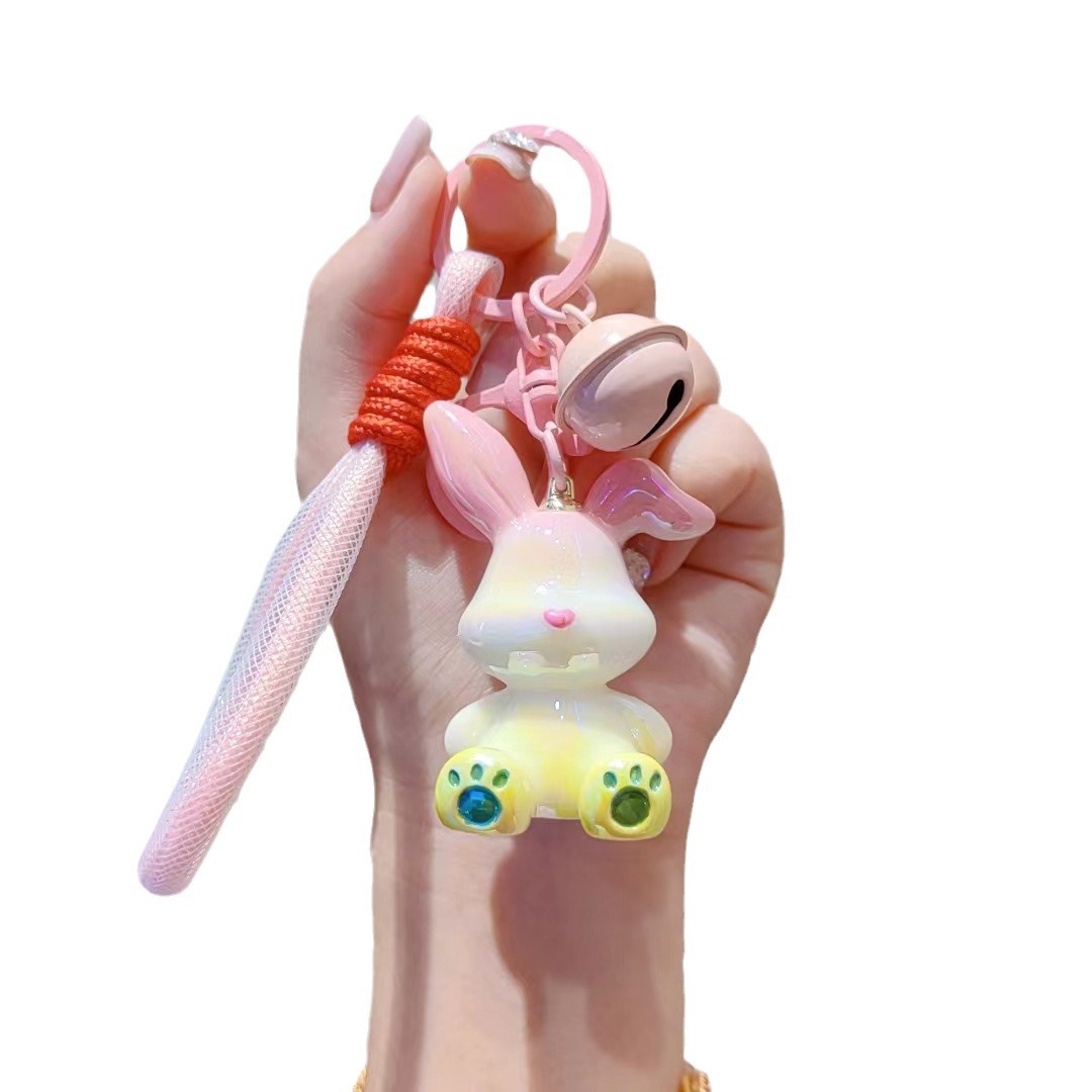 Gradiente oreja de conejo llavero de resina pequeño conejo colgante bolso de coche llavero colgante exquisito pequeño regalo