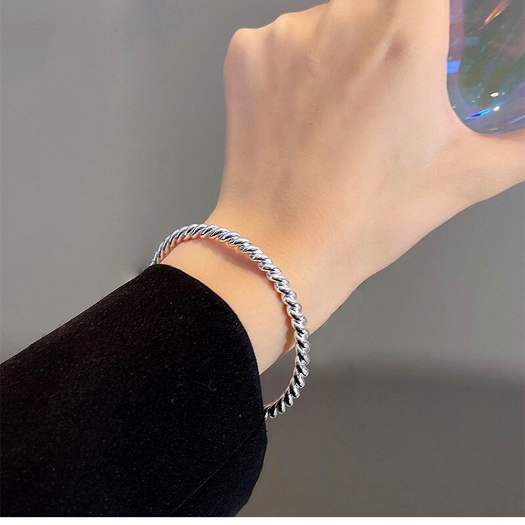 2024 nuevo chino Jingdang novias pareja Palacio campana pulsera regalo eronly Bell un paso anillo pulsera para las mujeres