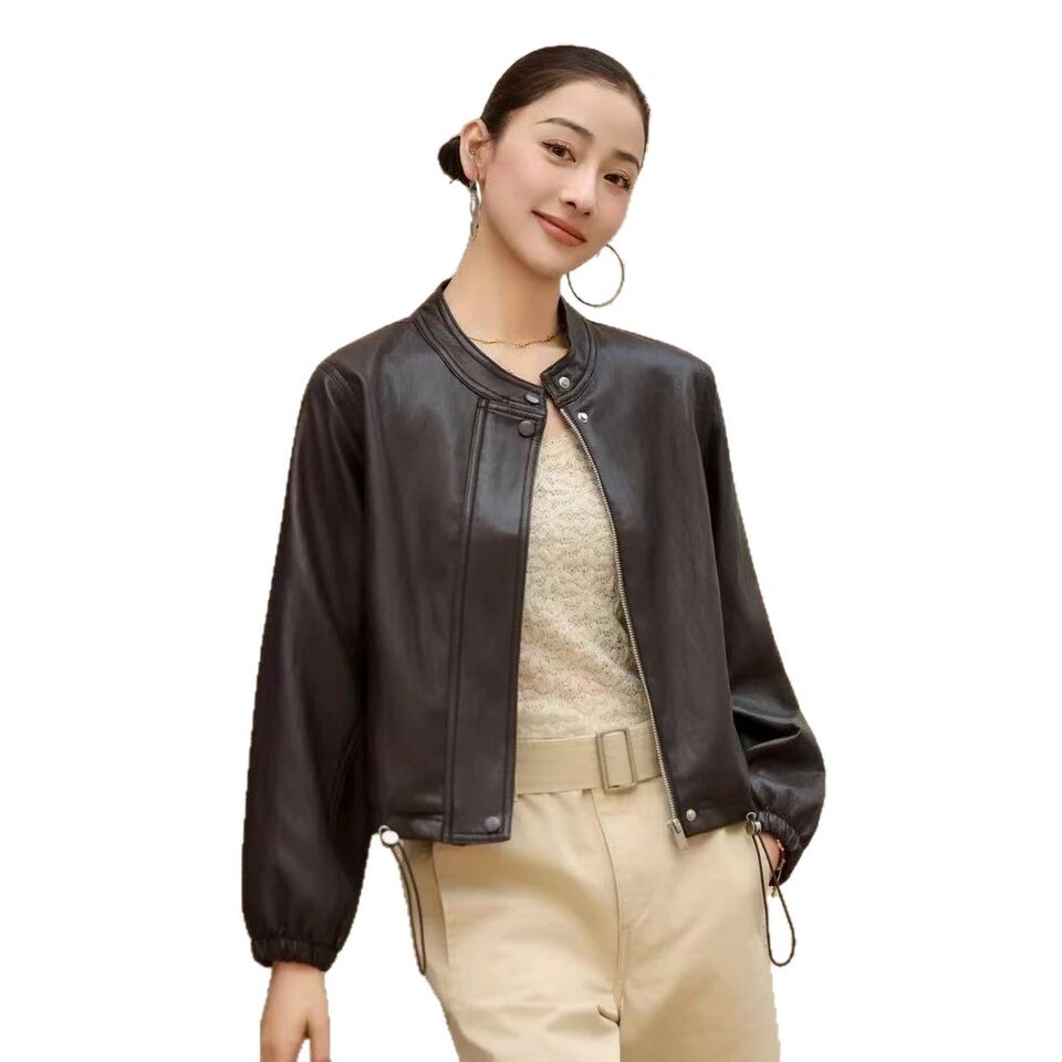 Áo khoác da nữ dáng ngắn cổ đứng, phối nút, lót lông, chất liệu PU dày — Lông cừu đen, Màu cà phê với fleece