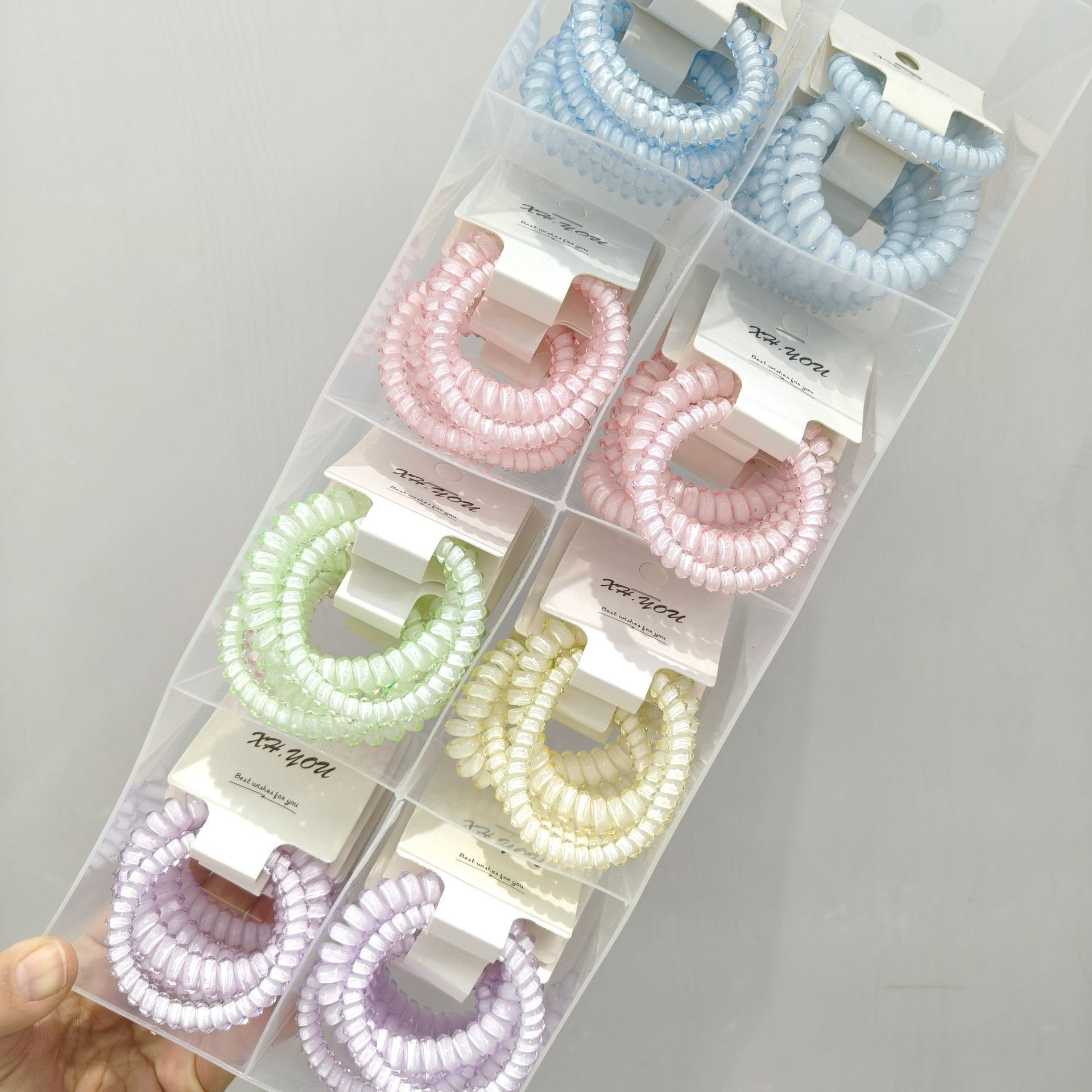 다채로운 진주빛 혼합 배치