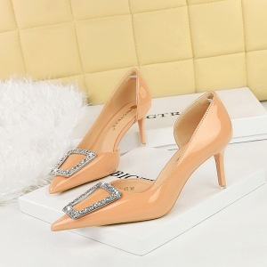 638-AK28 European and American style banquet glossy patent leather high heels for women&apos;s shoes, side hollowed out 