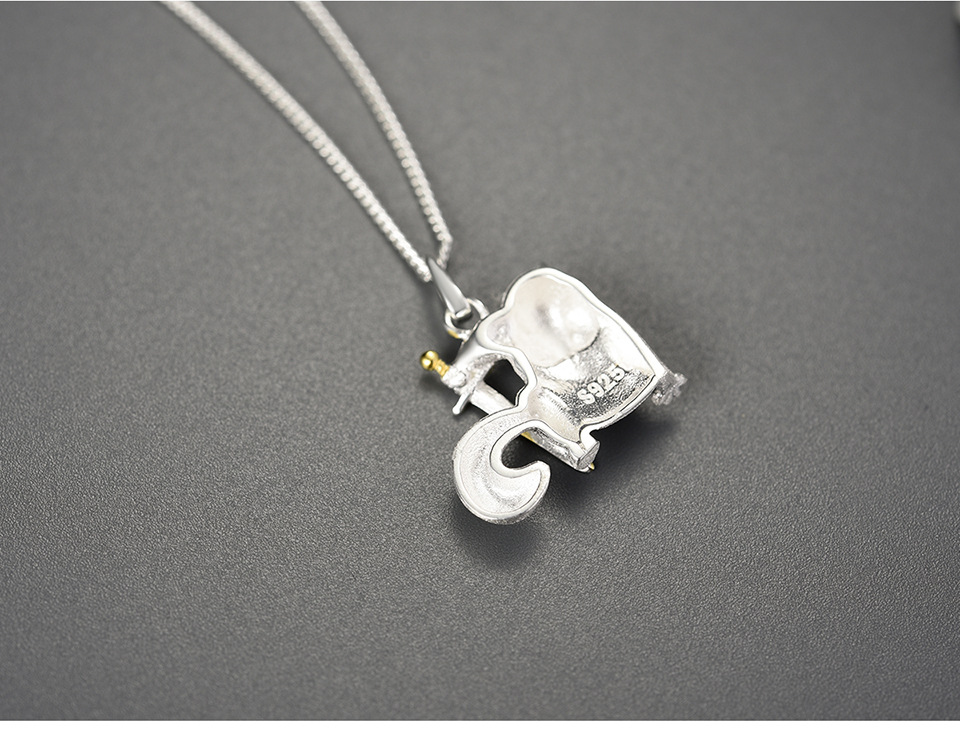 Daily Occasion Sterling Silver Material Wholesale Basic Classic Style Squirrel Sterling Silver Plating Pendants