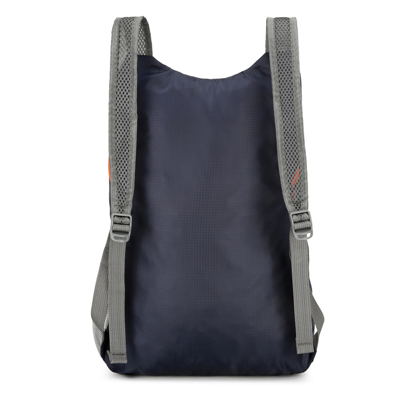 Mochila ligera de color sólido al por mayor de gran capacidad a prueba de agua de viaje para hombres y mujeres Mochila deportiva ultraligera al aire libre