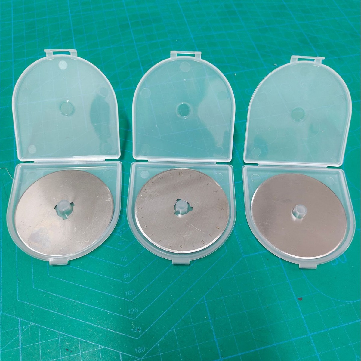 厂家直销 60mm刀片收纳盒 量大优惠60mm滚刀刀片塑料盒 圆形刀片