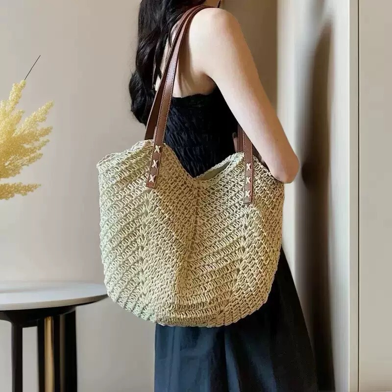 Straw Bag Summer Women's Shoulder Knitted Bag Seaside Vacation Beach Woven Bag Large Capacity Shoulder Tote Bag for Women