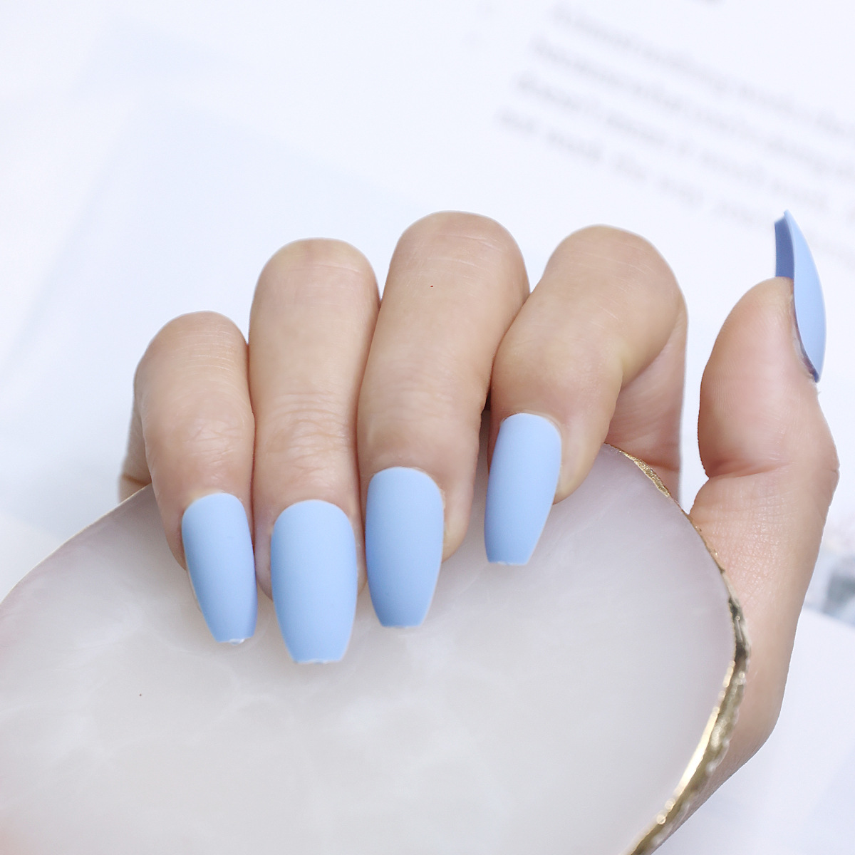 Use uñas 2022 verano nuevo parche de uñas pieza de belleza de uñas de alto grado en línea popular producto terminado longitud media corta