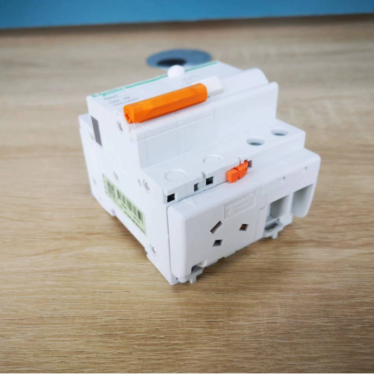 Защита от перегрузок по току для маршрутизатора EASY9 Air Switch EA9R 1p+n/2/3/4p