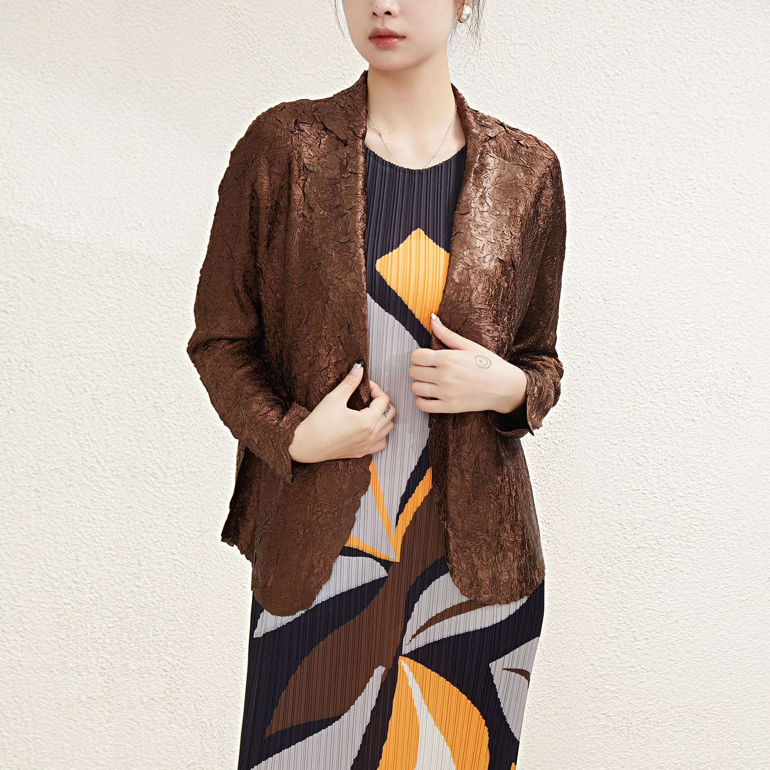 Miyake Thin Sunscreen Suit Jacket New Arrival Pleated All-Match Solid Color Loose Cardigan Fashionable Small Jacket Women's Trendy