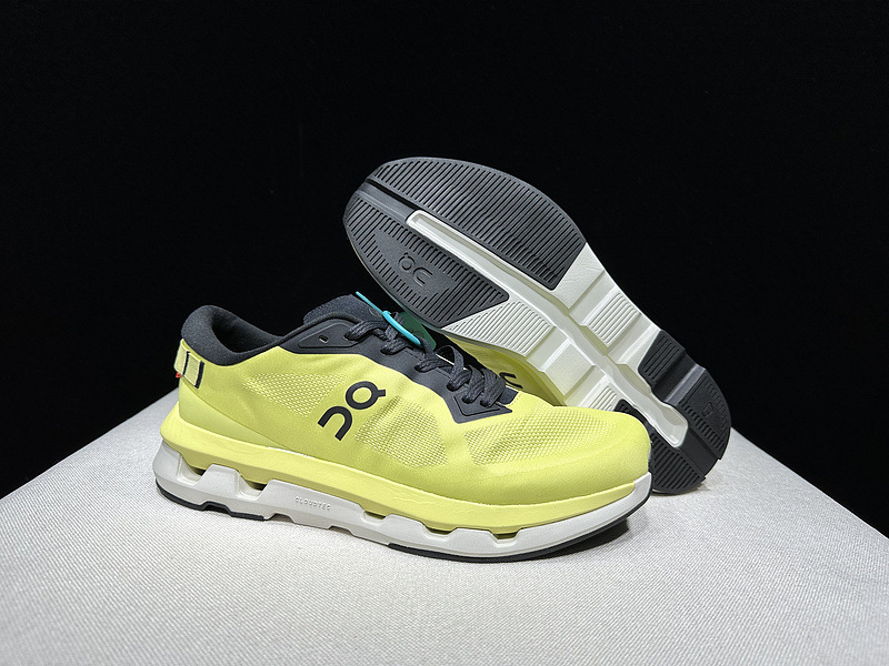 Cloudzone KITH x 共同ブランドの快適で多用途なカジュアルランニングシューズ、軽量で通気性に優れています。|undefined