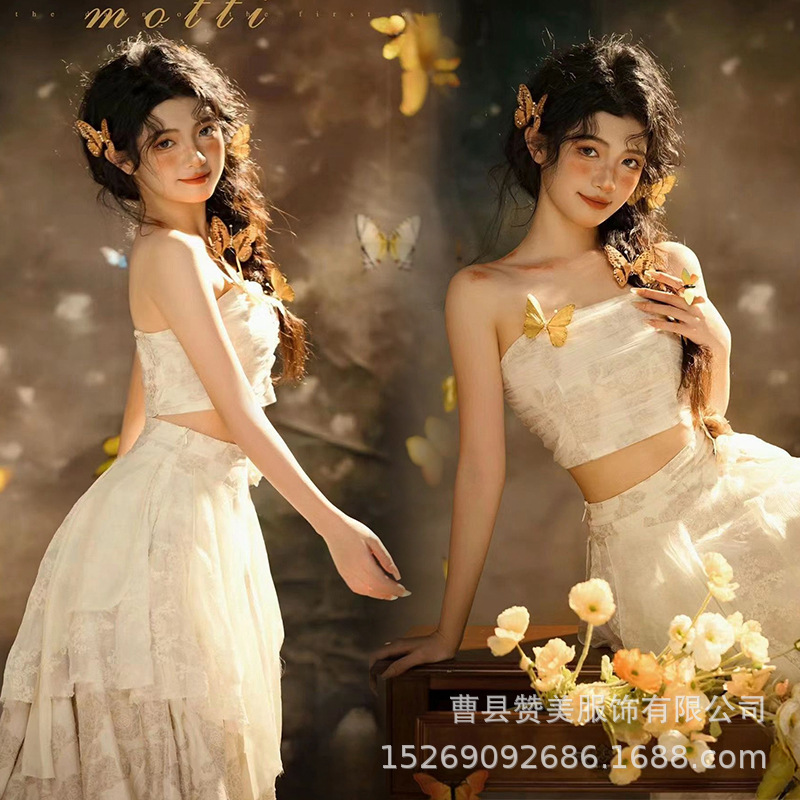 影楼主题新款个人拍照服装法式复古油画风甜美少女写真摄影艺术照