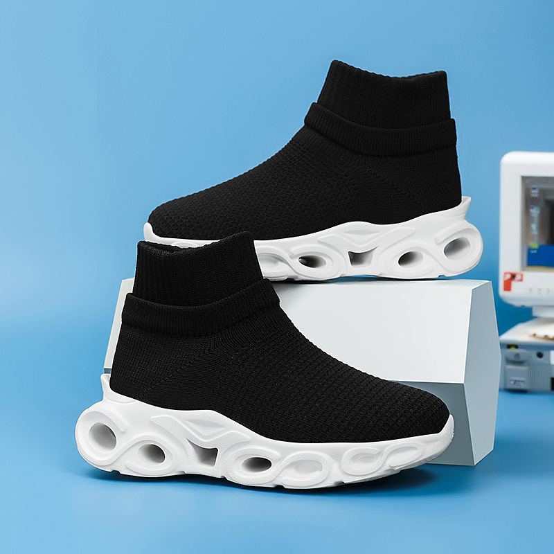 Transfronterizos niños zapatos deportivos de tela de vuelo primavera y verano nuevos niños y niñas malla transpirable ligera universal zapatos de calzado de tela de un pie