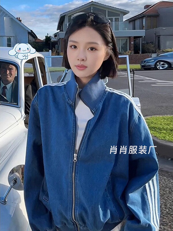 American Retro Blue Denim Baseball Jacket for Women 2026 Early Spring New Style Zipper Design Three-Stripe Cardigan Top