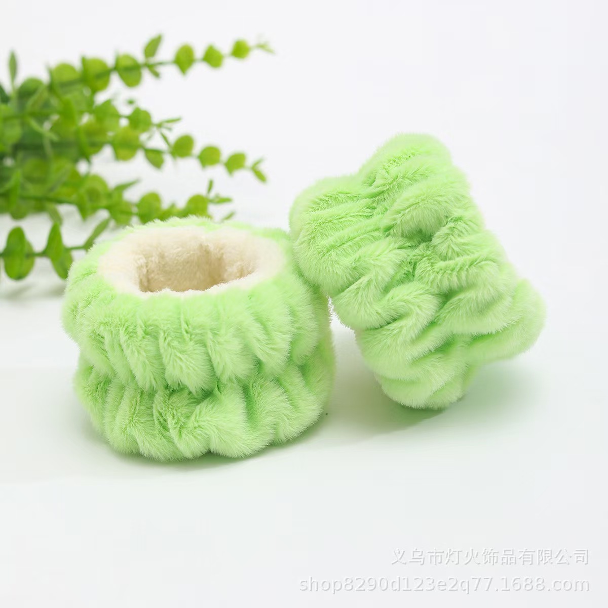 Otoño e invierno lindo oso lavado de cara con banda para el cabello, terciopelo de conejo de jade, banda para el cabello de dibujos animados tridimensional a juego, maquillaje, mascarilla facial, accesorios para el cabello