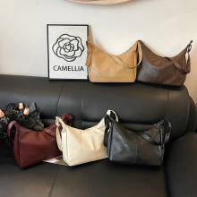 通勤托特包女2025秋季新款高级感简约斜挎包上班大容量跨境单肩包