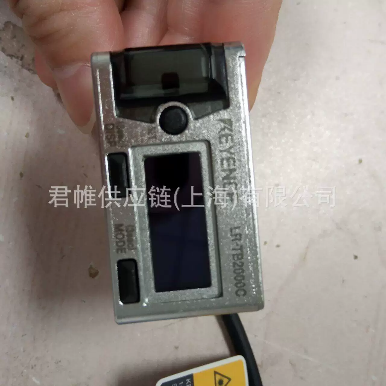 Цена необходимо уточнить. Датчик KEYENCE, модель: GP-M400