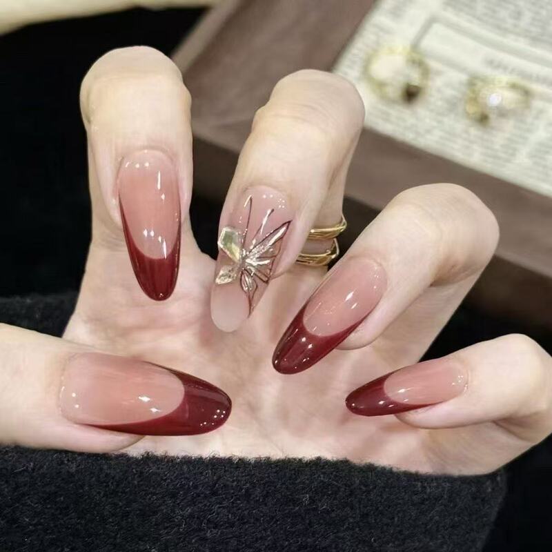 Blush Gradient Wearable Fake Nails 10 Pieces High-End Coded Manicure Flash Diamond Butterfly Nail Patches