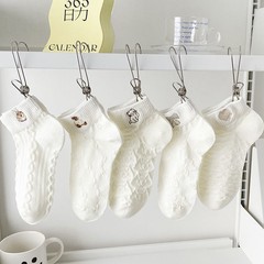 White socks for women, new spring/summer designs—embroidered short tube socks in Japanese style, made of cotton; trendy Instagram-inspired student socks for spring and autumn.