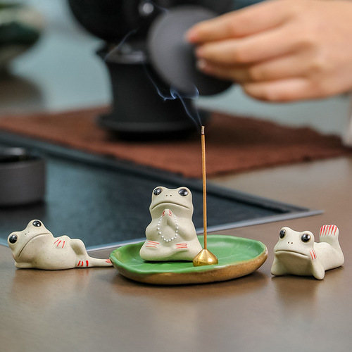Zen ceramics, Buddhist ceramics, lotus leaves, lotus leaves, small frogs, tea room tea table decoration, internet celebrity personalized tea pet incense burner new