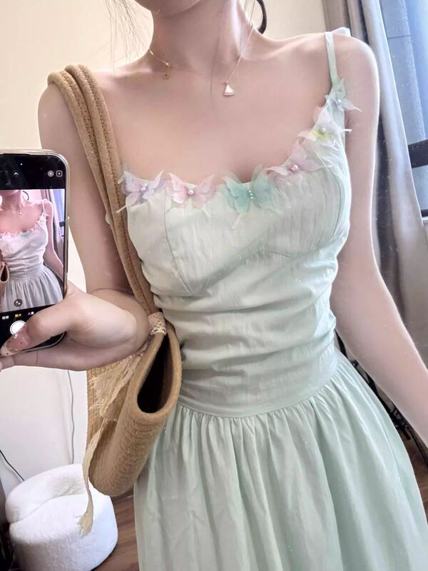 2025新款法式绝美吊带连衣裙子女夏季小个子海边度假气质仙女长裙|undefined