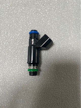 Fuel Injector 25326903 for Silverado Express Tahoe Yukon Chevrolet F