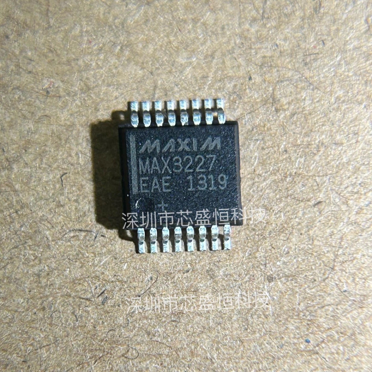MAX3227EAE MAX3227, корпус SSOP16, новый оригинал
