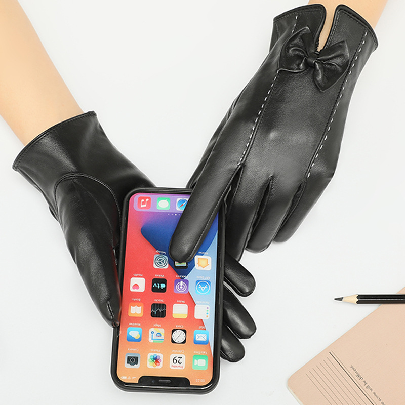 Autumn and Winter Leather Gloves Women's Thin Touch Screen Driving and Riding Motorcycle Gloves Pu Leather Plus Velvet Hand Repair Model_voghion.com