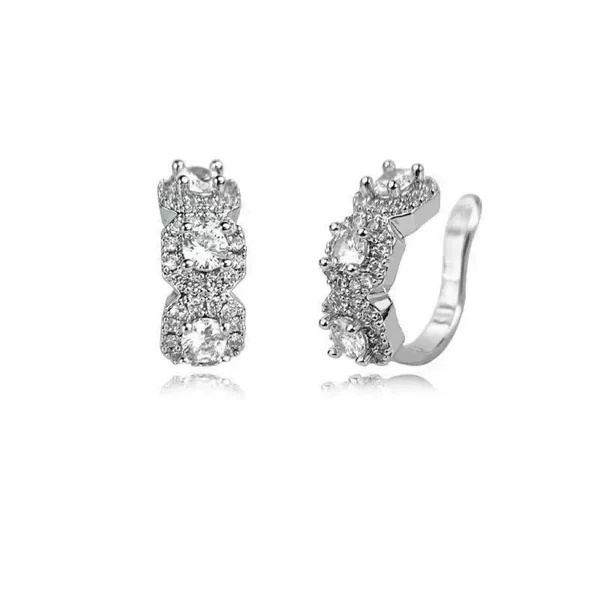 European and American Hip Hop Generous Candy Flash Earrings Handsome Full Diamond Earrings Fashion Personality American Fashion Ear Clip