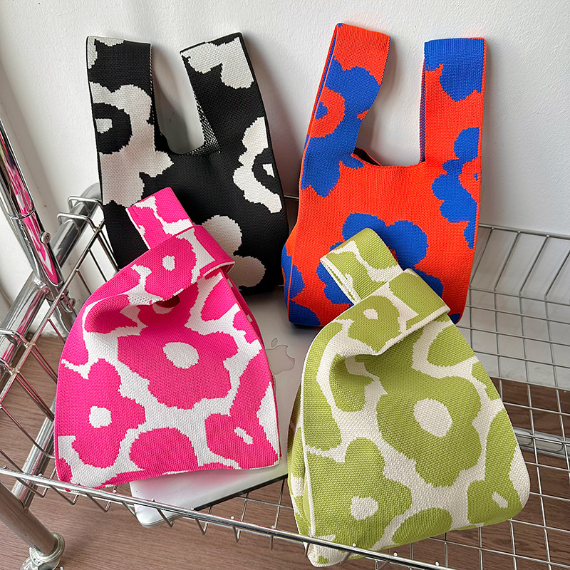 Nueva serie de flores frescas pequeñas bolsas de punto para mujeres, bolsas de transporte de gran capacidad, regalos para maestros