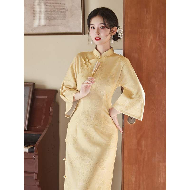 Goose Yellow Autumn and Winter Real Open-Front Cheongsam 2025 New Chinese Style Improved Young Girl High-End Dress