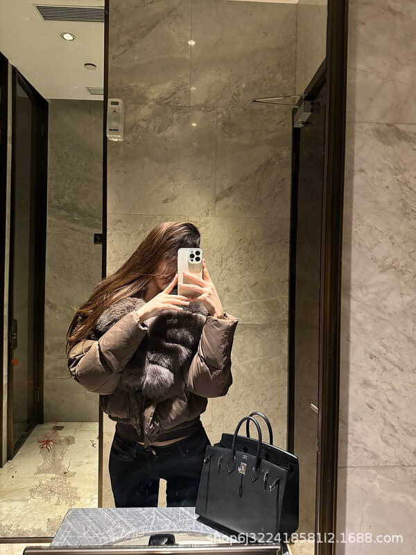 羽绒服女冬季2025新款短款面包服外套小个子高级感真狐狸毛大毛领|undefined