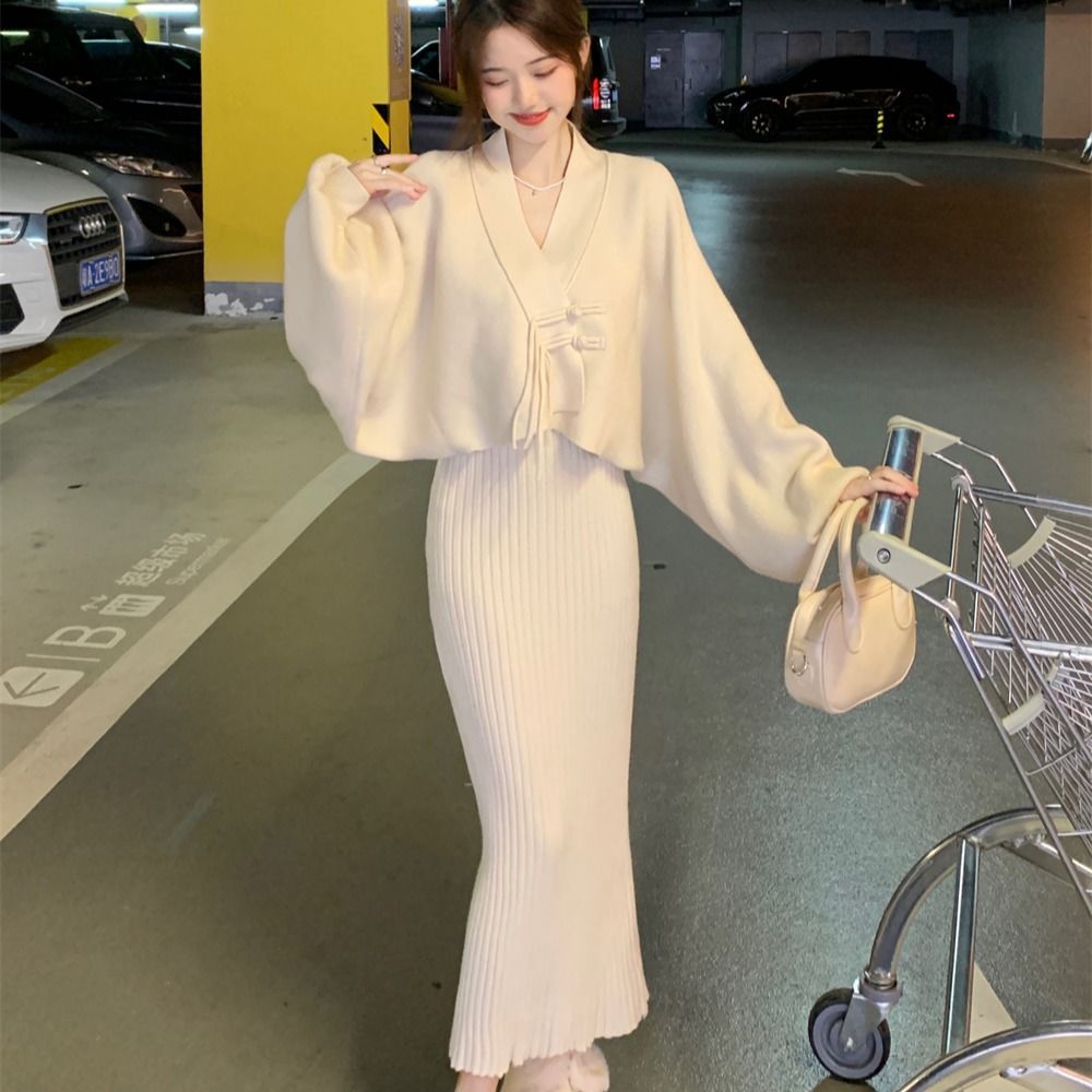 开衫外套针织吊带连衣裙子女装秋秋冬季2025年新款打底内搭配大衣