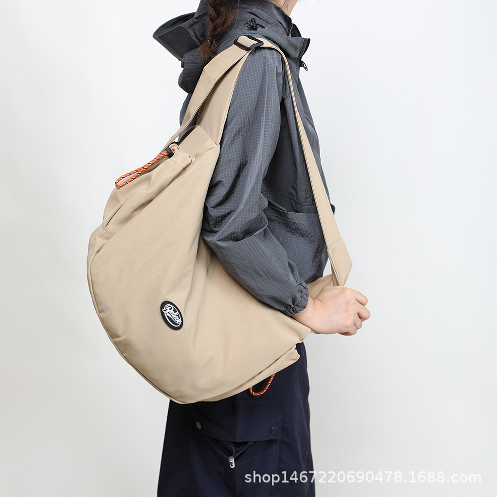 Trendy 2025 New Nylon Crossbody Bag Unisex Fashion Commuter Large Capacity Dumpling Shoulder Bag - Thumbnail 4