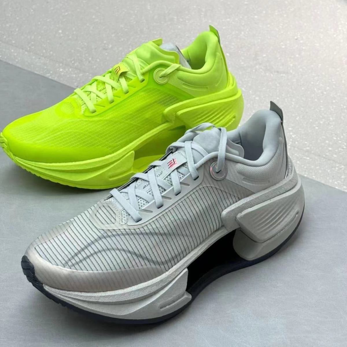 Chaussures de course pour homme, Ultimate Shadow 3.0, maintien stable et rebond dynamique, baskets de sport légères et respirantes_voghion.com