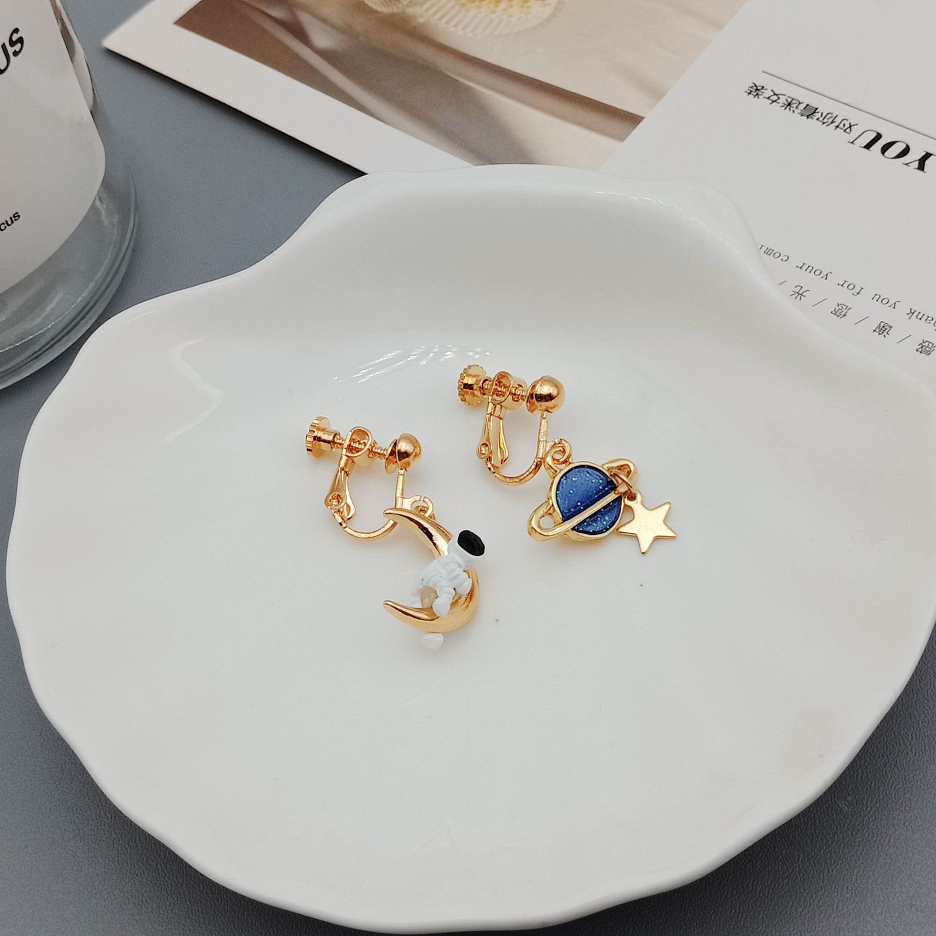 1 Pair Quantity Fashion Astronaut Moon Alloy Plating Women's Drop Earrings 1 Pair