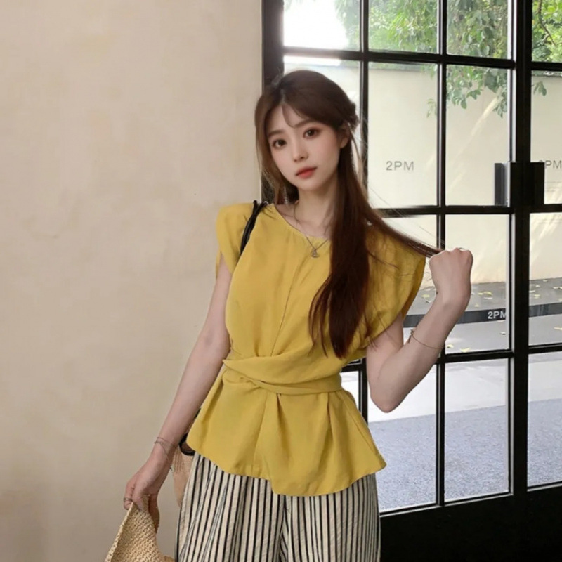 Sleeveless Shirt for Women in Summer, New Design, Lace-Up Knot, Loose, Slimming, Pullover, Casual Style