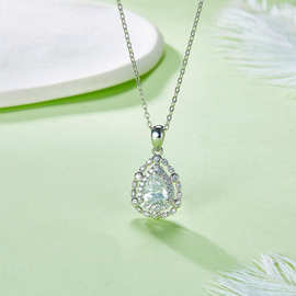 轻奢百搭个性S925银镀18K白金水滴形莫桑钻蕾丝吊坠8*6mm/1.25CT