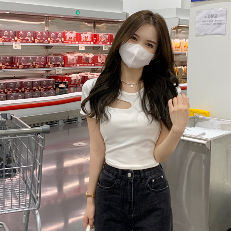 Women's Slim Fit Off Shoulder Perforated T-shirt For Summer Wear_voghion.com