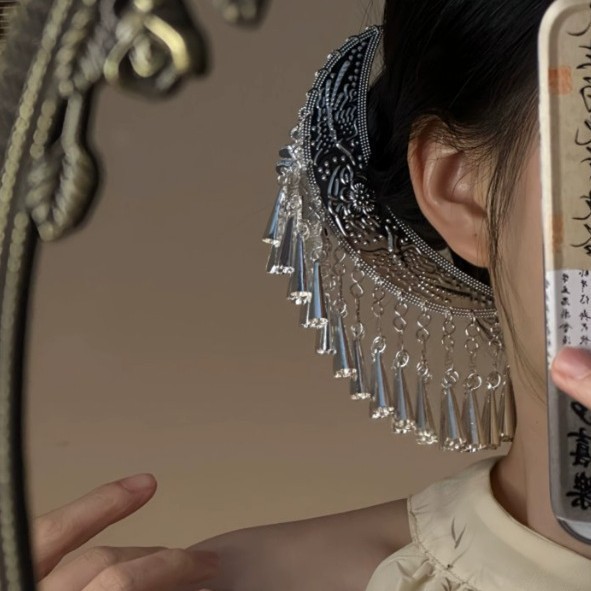 银铃坠梦~民族风头饰月牙流苏发簪女高级感苗族银色发钗簪子发饰|undefined