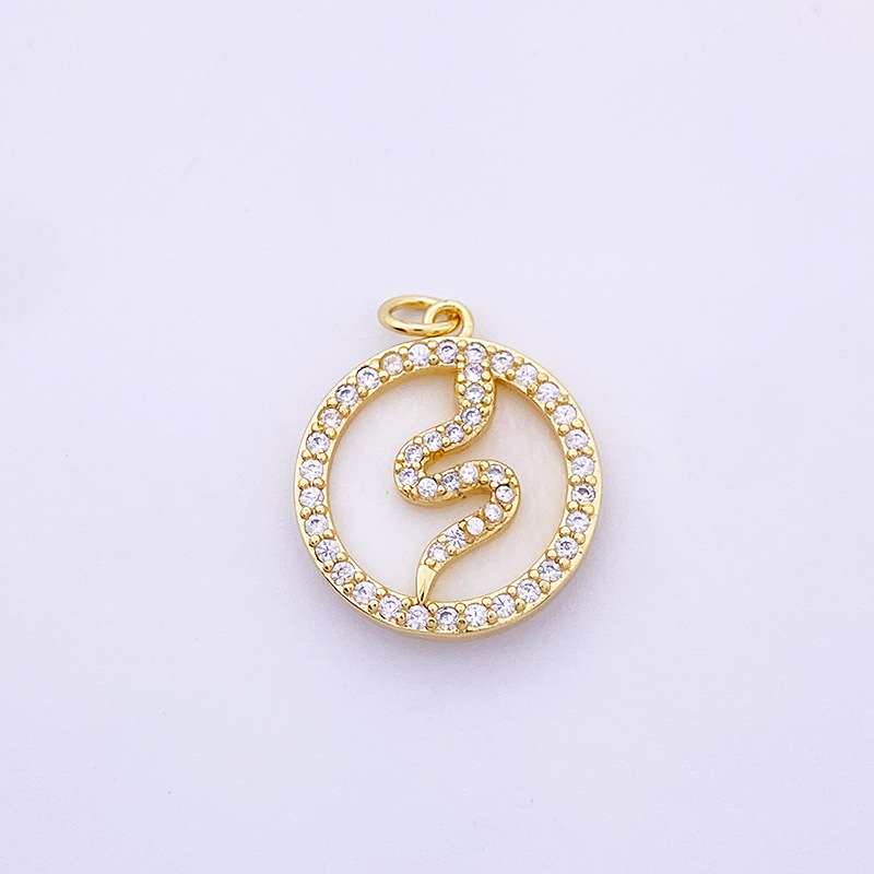 1 Pièce 24*18mm Trou 4~4.9mm Trou 5~5.9mm Le Cuivre Zircon Plaqué Or 18K Forme De Cœur Serpent Brillant Pendentif display picture 11