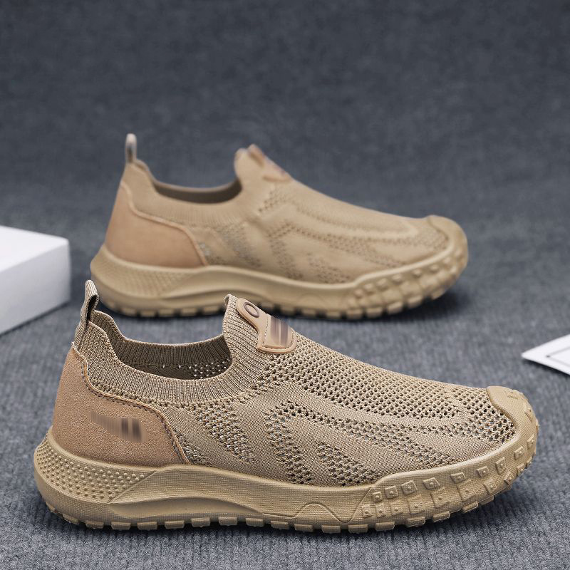 Special Offer on Men's Flyknit Mesh Shoes Clearance Sale