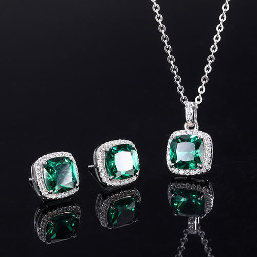 Zhuang Sheng Sheng Jewelry S925 Silver Hot Selling Emerald Cut Diamond Studded Earrings Set Main Stone 8*8