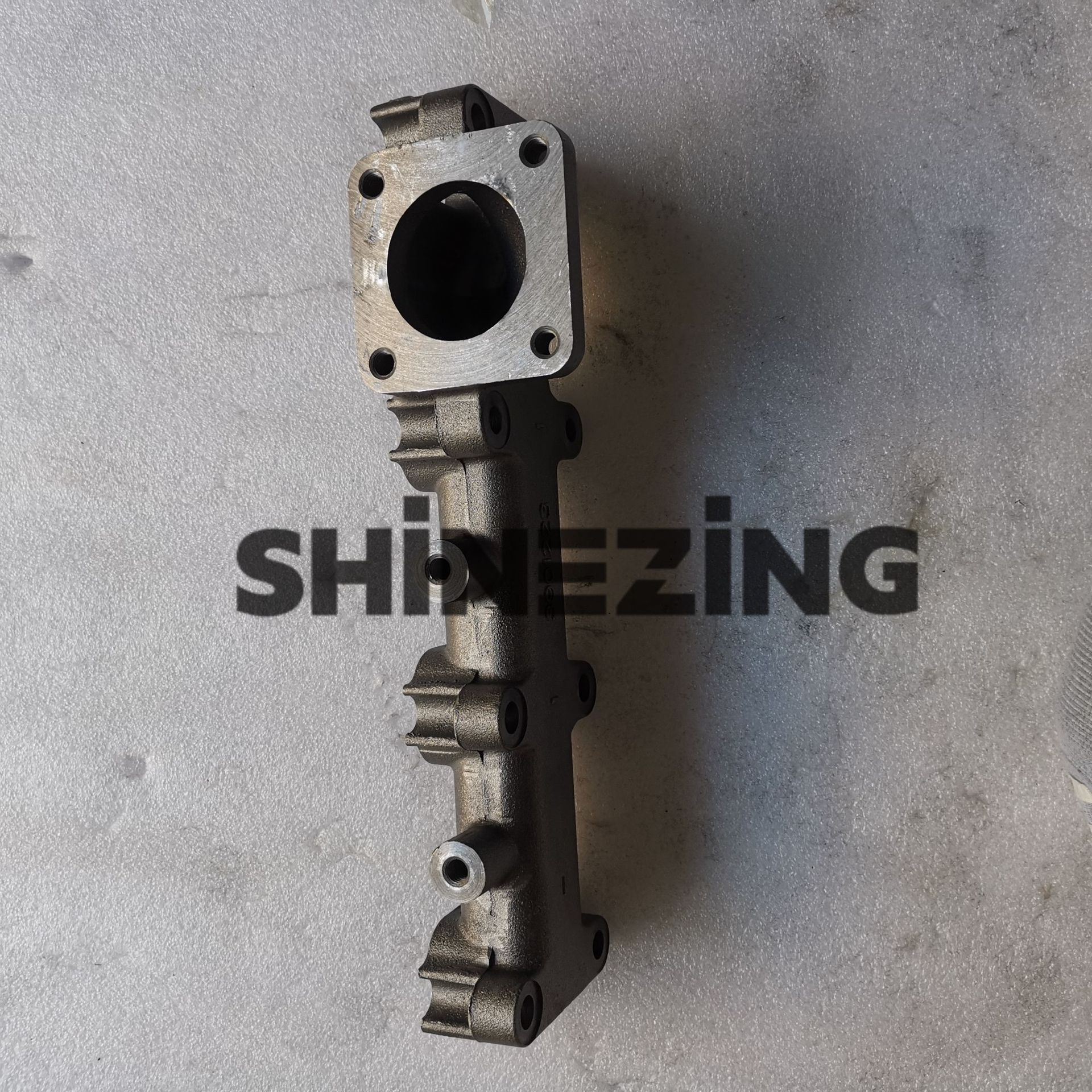 3901223 Exhaust Manifold Engine Parts Exhaust Manifold 3901223
