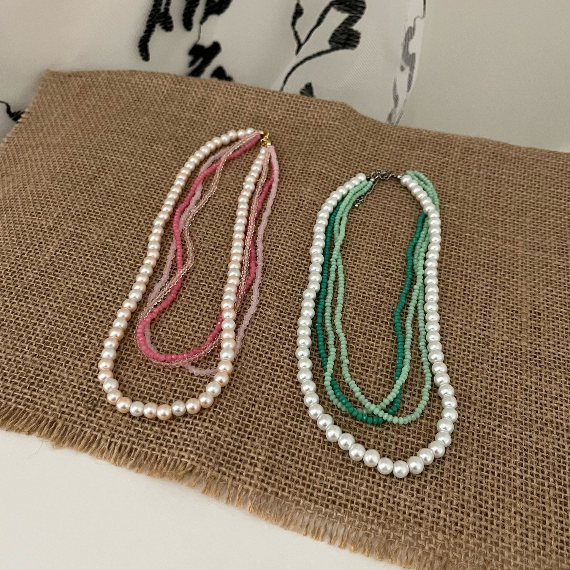 Wholesale Jewelry Sweet Color Block Artificial Pearl Layered Necklaces display picture 4